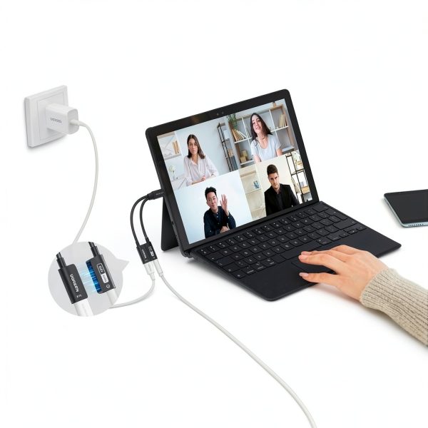 UGreen USB C to 3.5mm Headphone Adapter-1